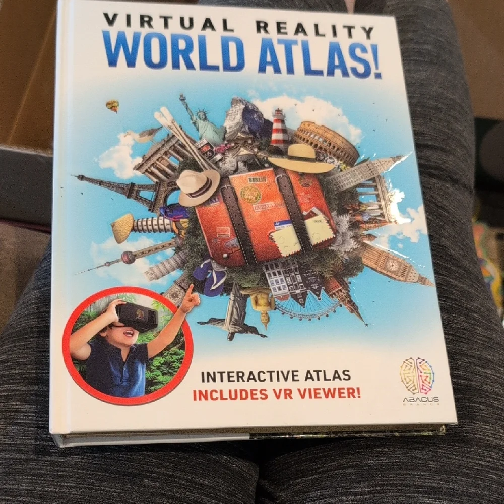 Virtual Reality World Atlas Interactive Atlas with VR Viewer - White/Blue